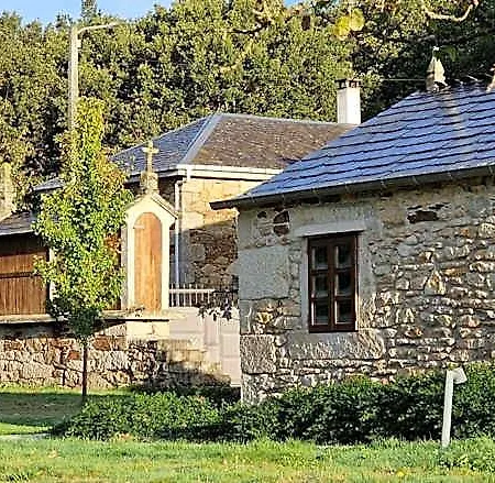 La Cuevona De Guitiriz,parga, En El Camino Norte Lugo